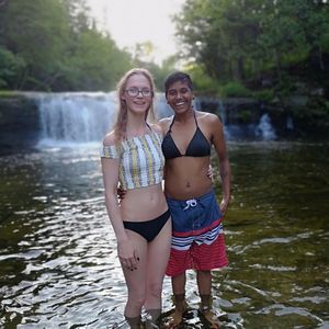 Meet your Posher, Brooke